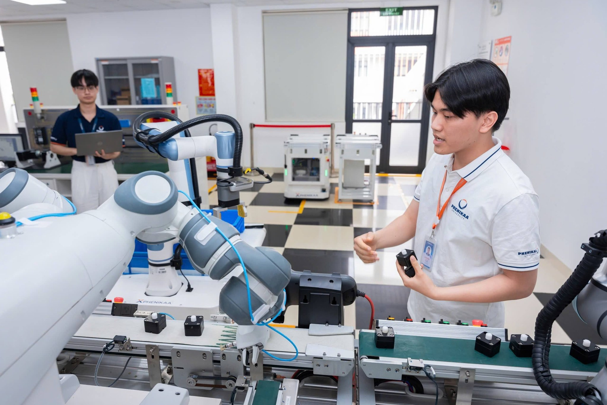 Hà Nội triển khai 6 nghị quyết về khoa học, công nghệ và chuyển đổi số