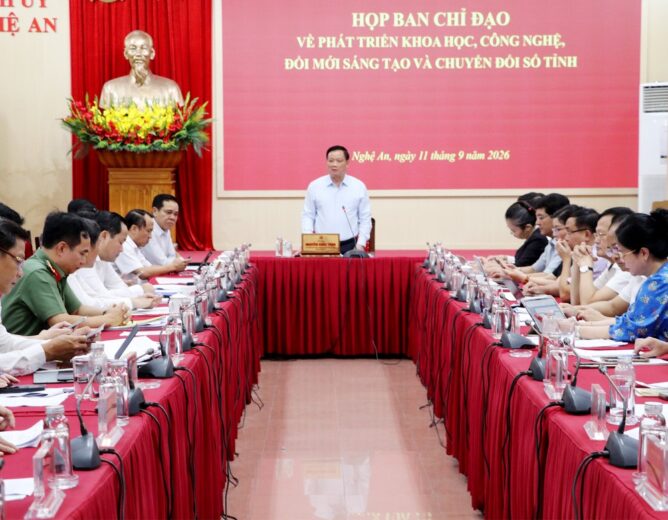 Nghệ An thúc đẩy khai thác dữ liệu, gắn chuyển đổi số với tăng trưởng kinh tế