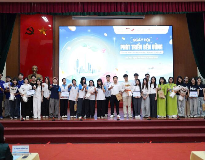 SINH VIÊN PTIT XUẤT SẮC GIÀNH 3 GIẢI THƯỞNG TẠI VWA 2026